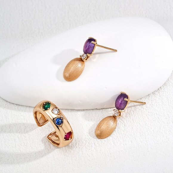 Vintage Gold S925 Amethyst & Textured Pod Dangles - Picture 4 of 5